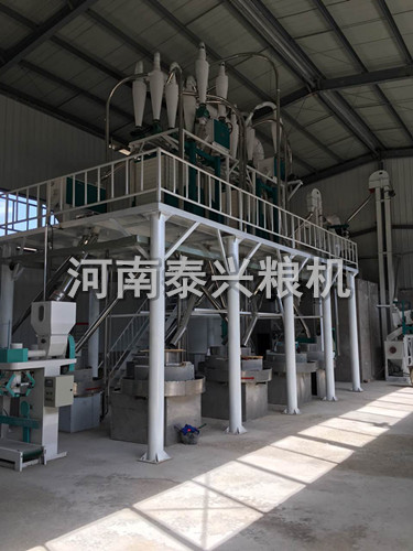 延安8組石磨面粉機設(shè)備現(xiàn)場圖